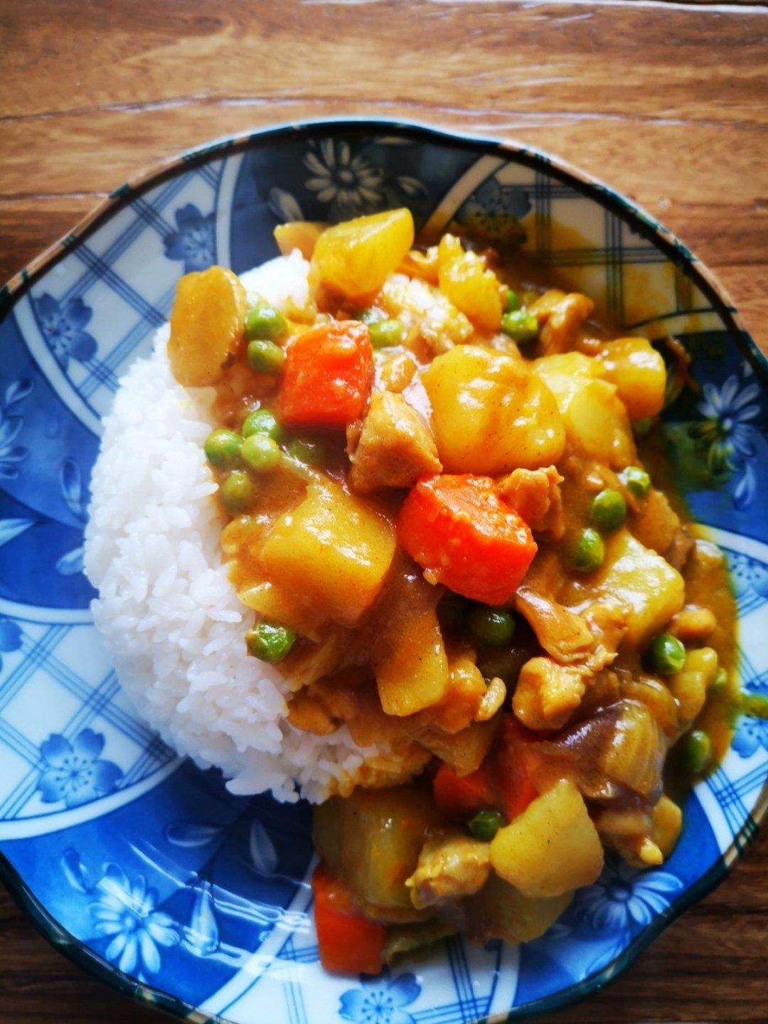 咖喱鸡肉饭