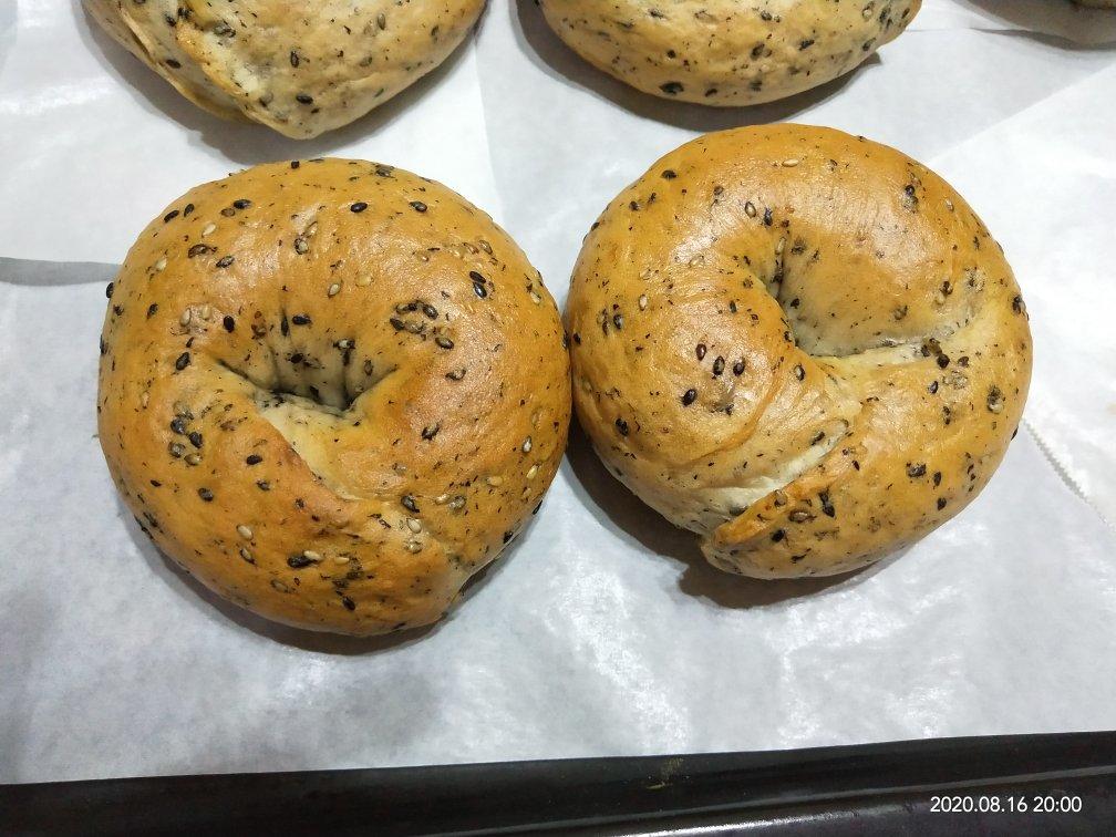 原味贝果🥯/黑芝麻贝果🥯