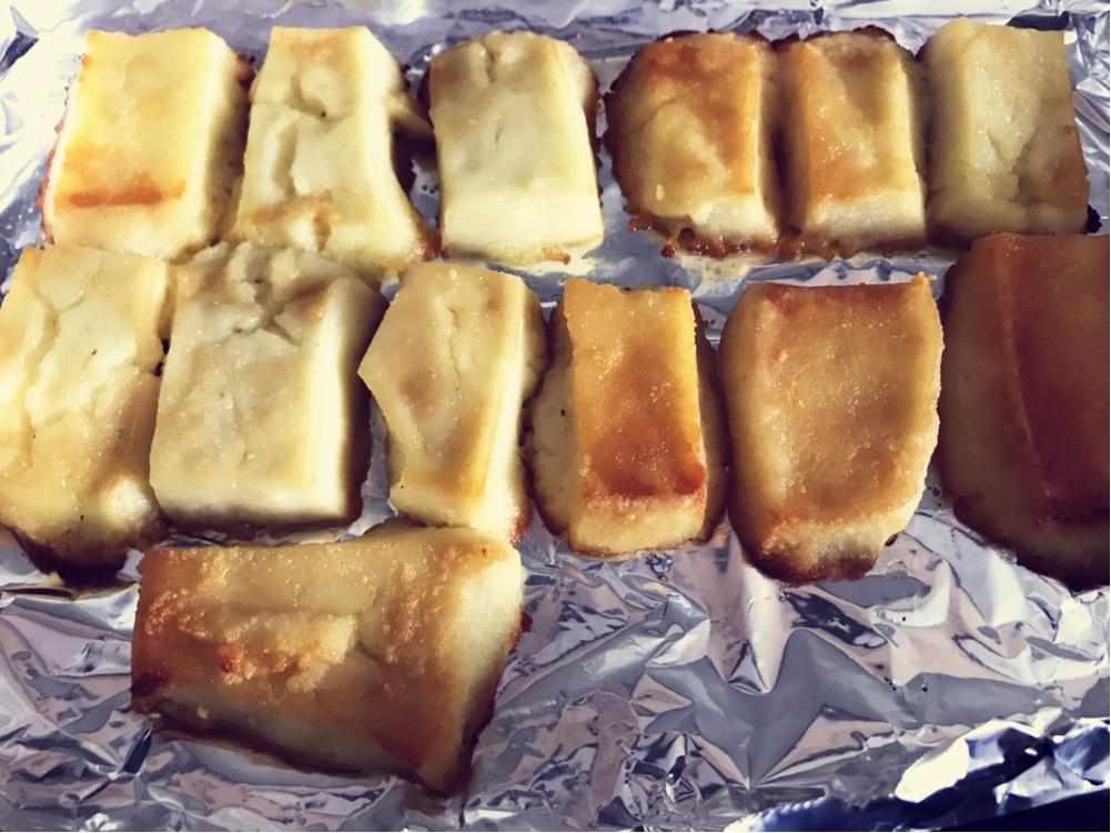蒙古烤奶豆腐