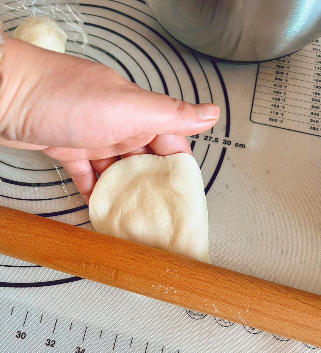 不需皮冻也汁多味鲜的生煎馒头/生煎包（包子）（小贴士附：万能肉馅）——中式一日三餐（二十）