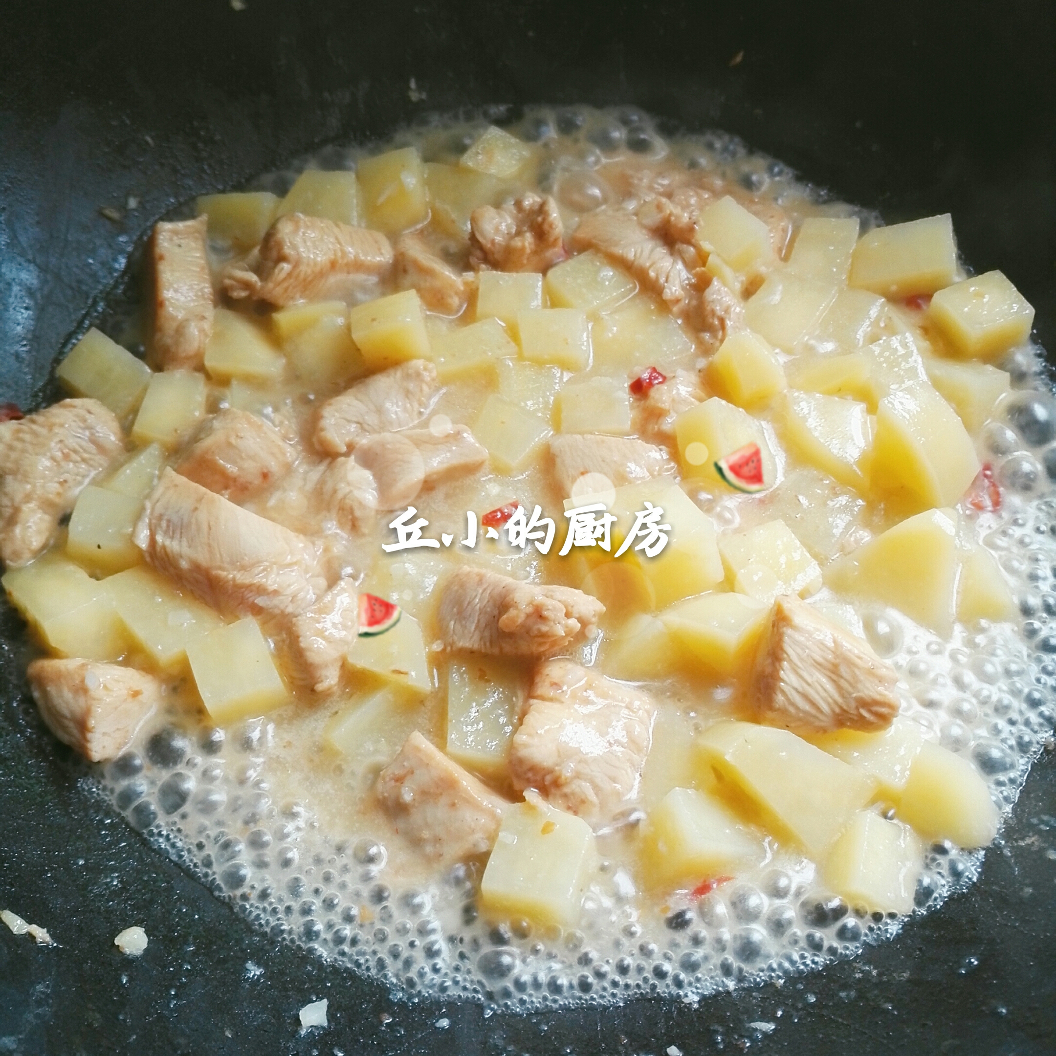 土豆焖鸡胸肉的做法 步骤5