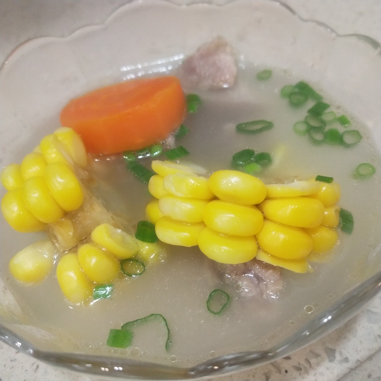 超简单排骨玉米汤