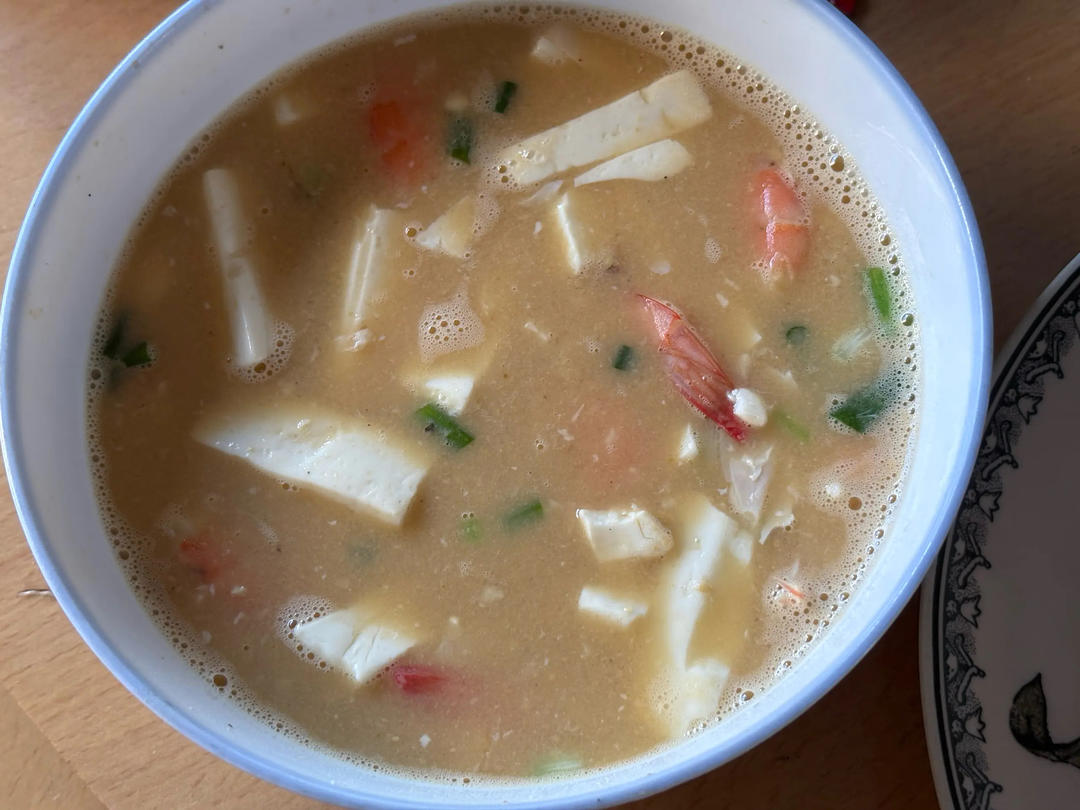 鲜掉眉毛！咸蛋黄鲜虾豆腐｜天冷煮一锅，暖胃又舒心