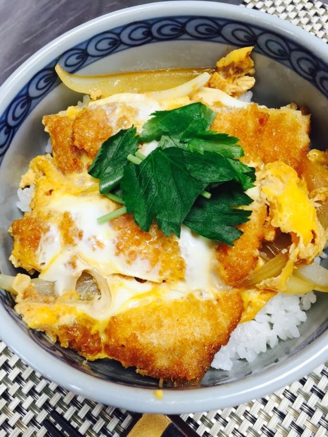 日式炸猪排饭（かつ丼）