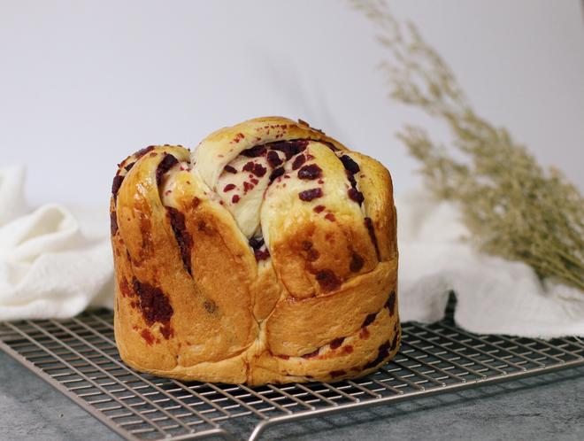 #东菱Wifi云智能面包机#面包机版紫薯辫子面包的做法