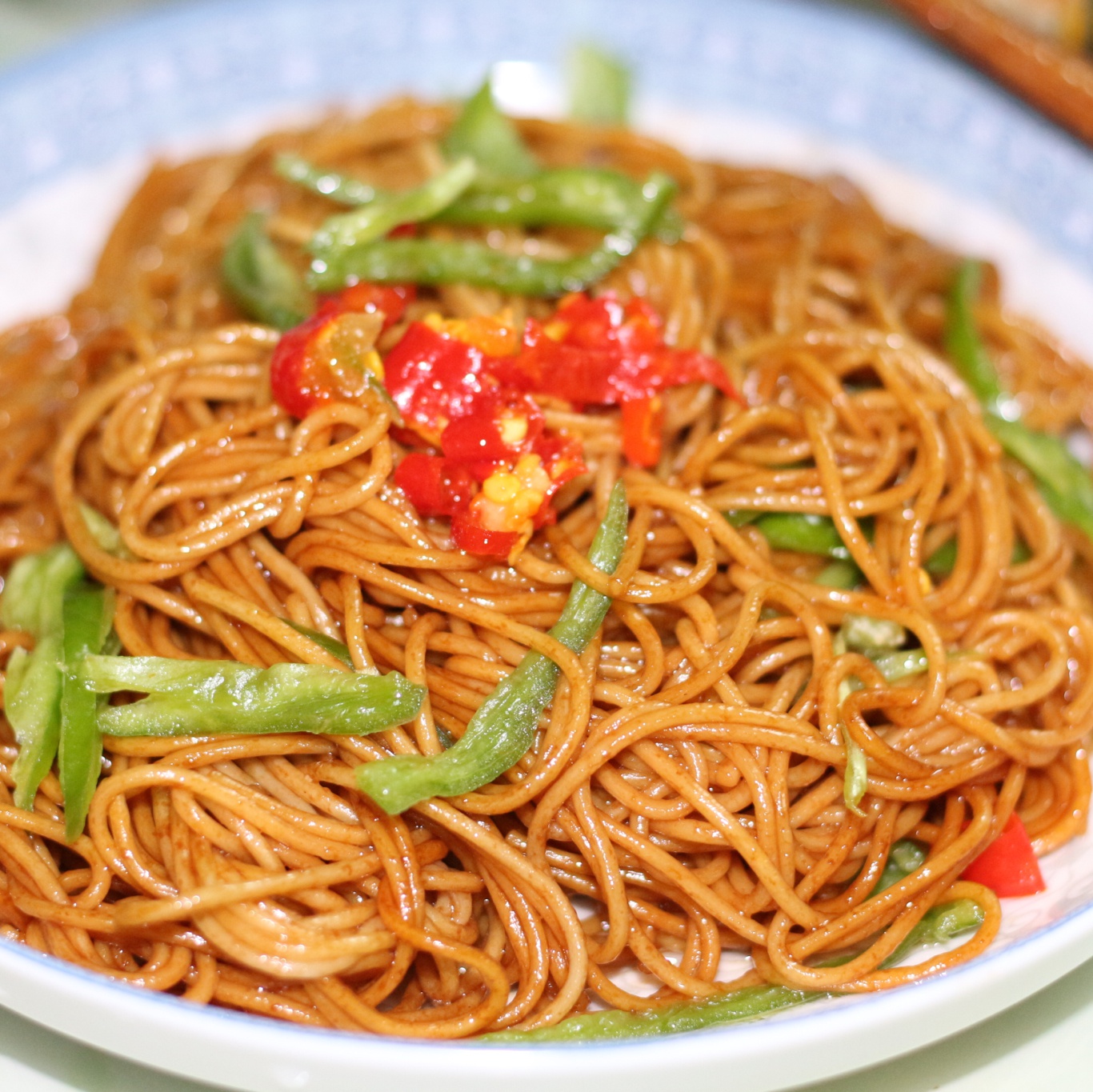 gisellefaye做的独门红油拌面(珍藏)