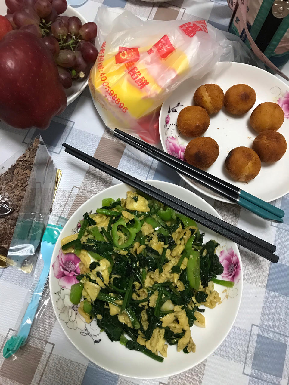 菠菜炒鸡蛋