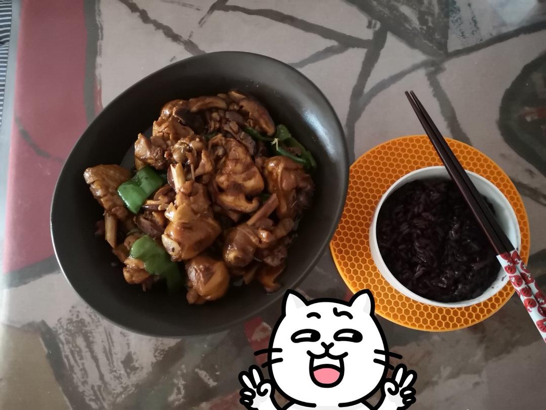 黄焖鸡米饭