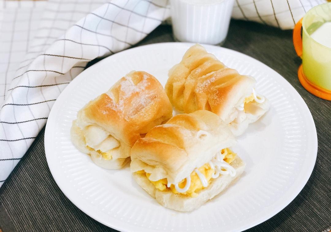 软到不知所措的牛奶卷