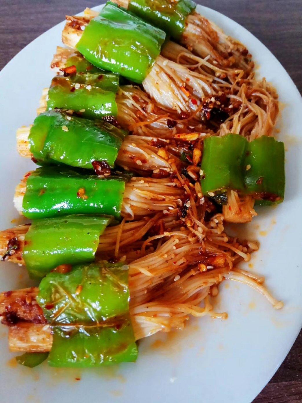 香辣水煮金针菇