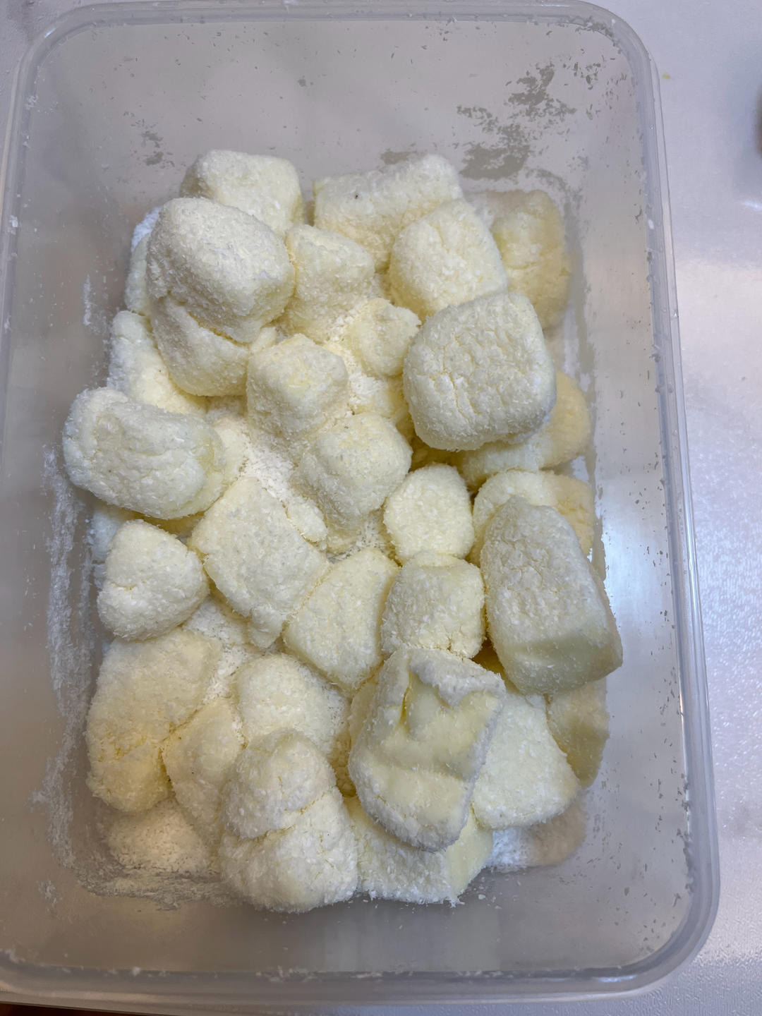 椰丝牛奶小方糕