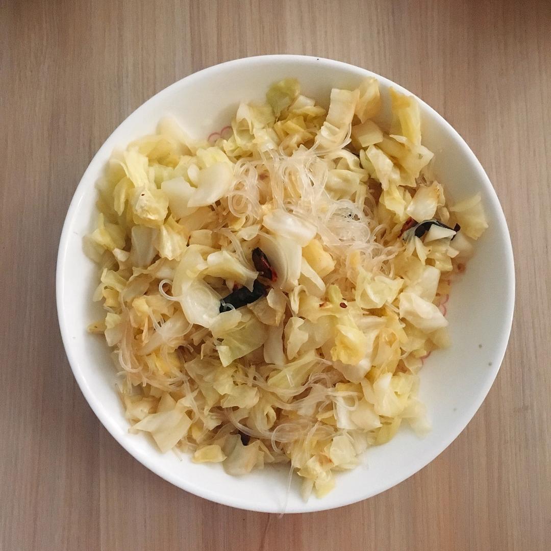 包菜粉丝炒鸡蛋