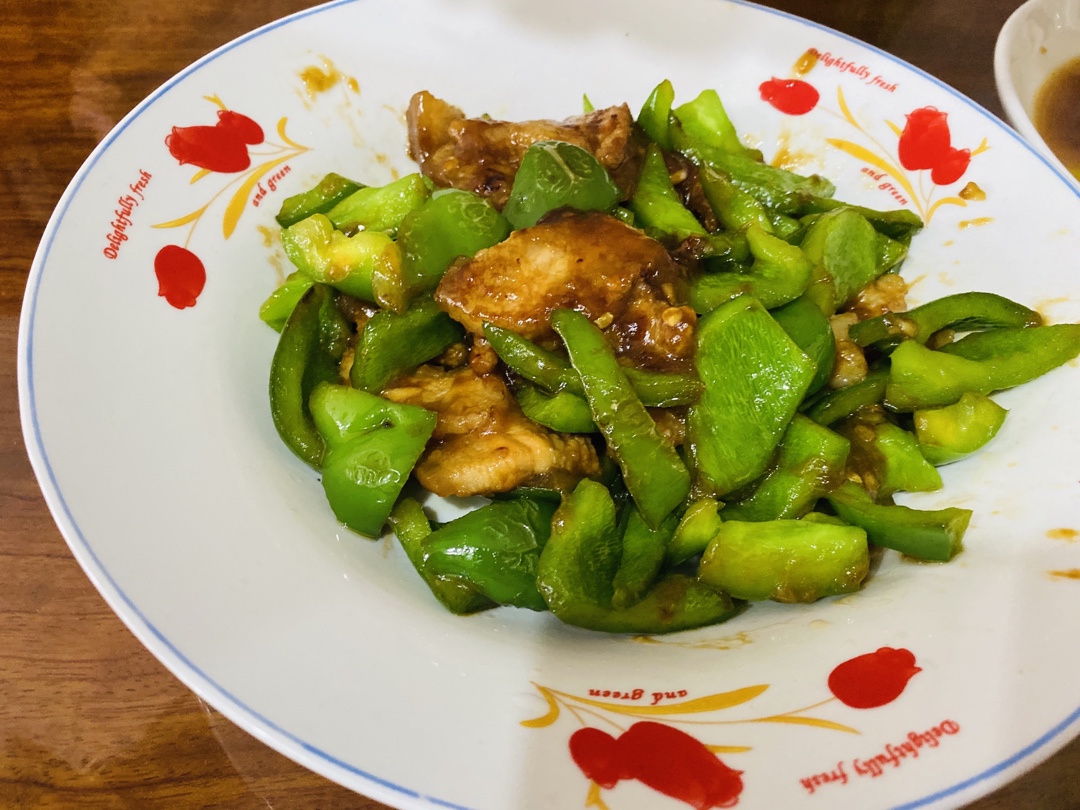 下饭菜：洋葱青椒炒肉片