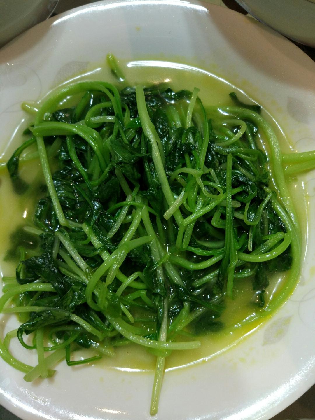 上汤鸡毛菜