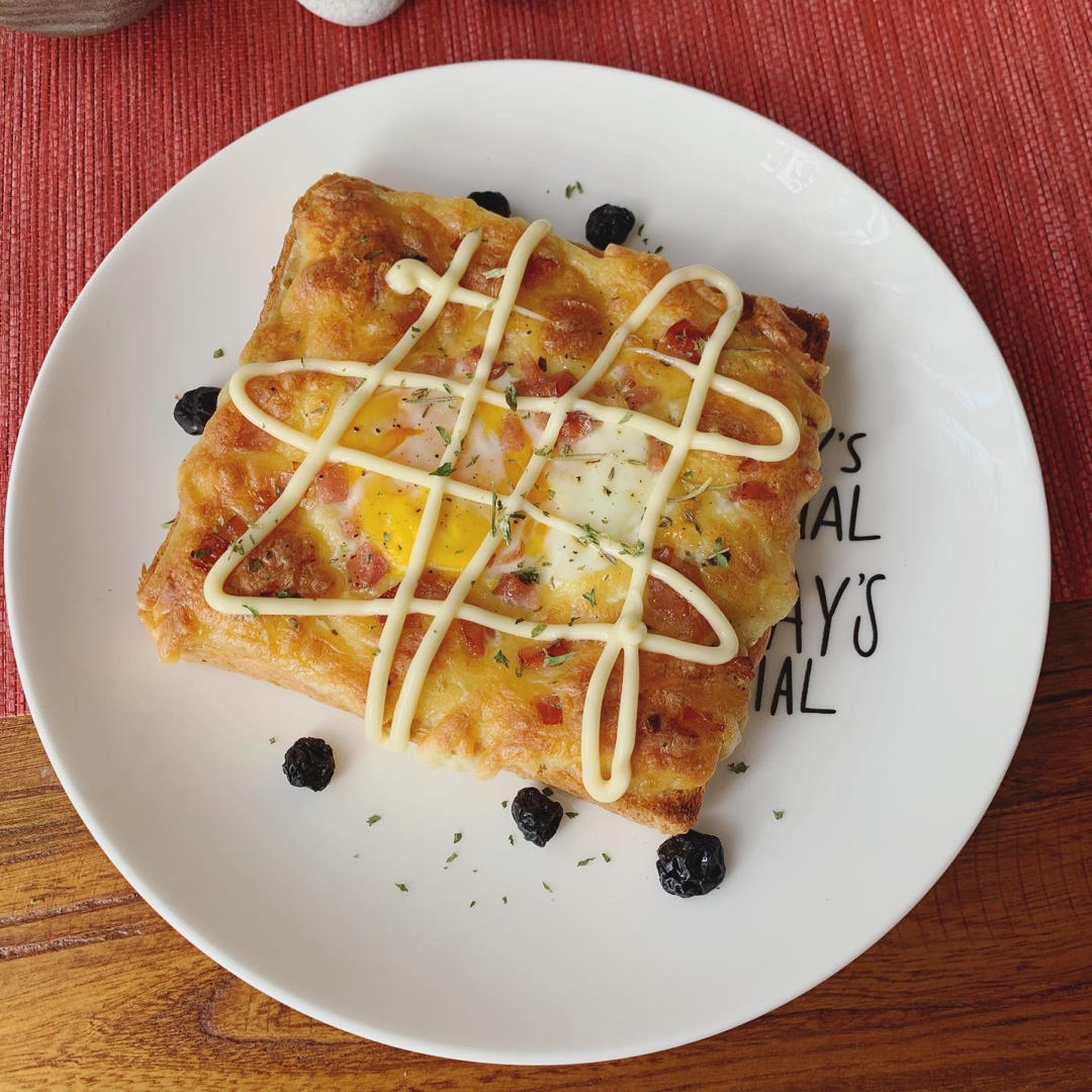 吐司太阳蛋披萨，颜值爆表