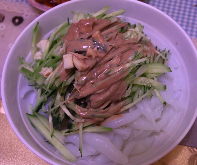 凉拌绿豆粉鱼儿
