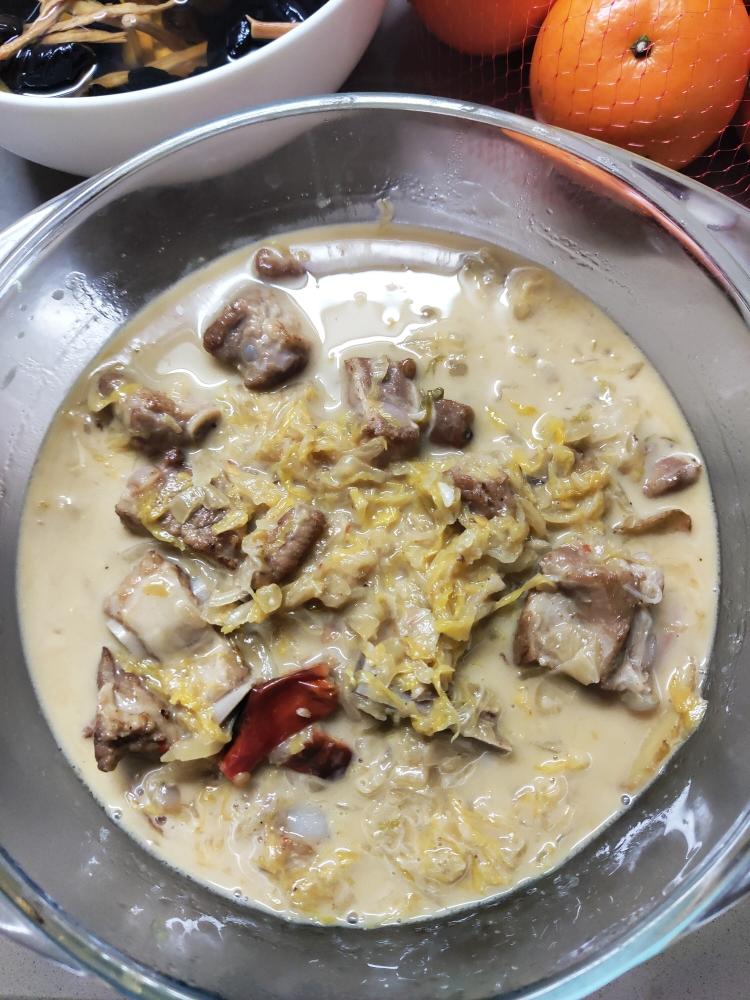 东北酸菜炖排骨