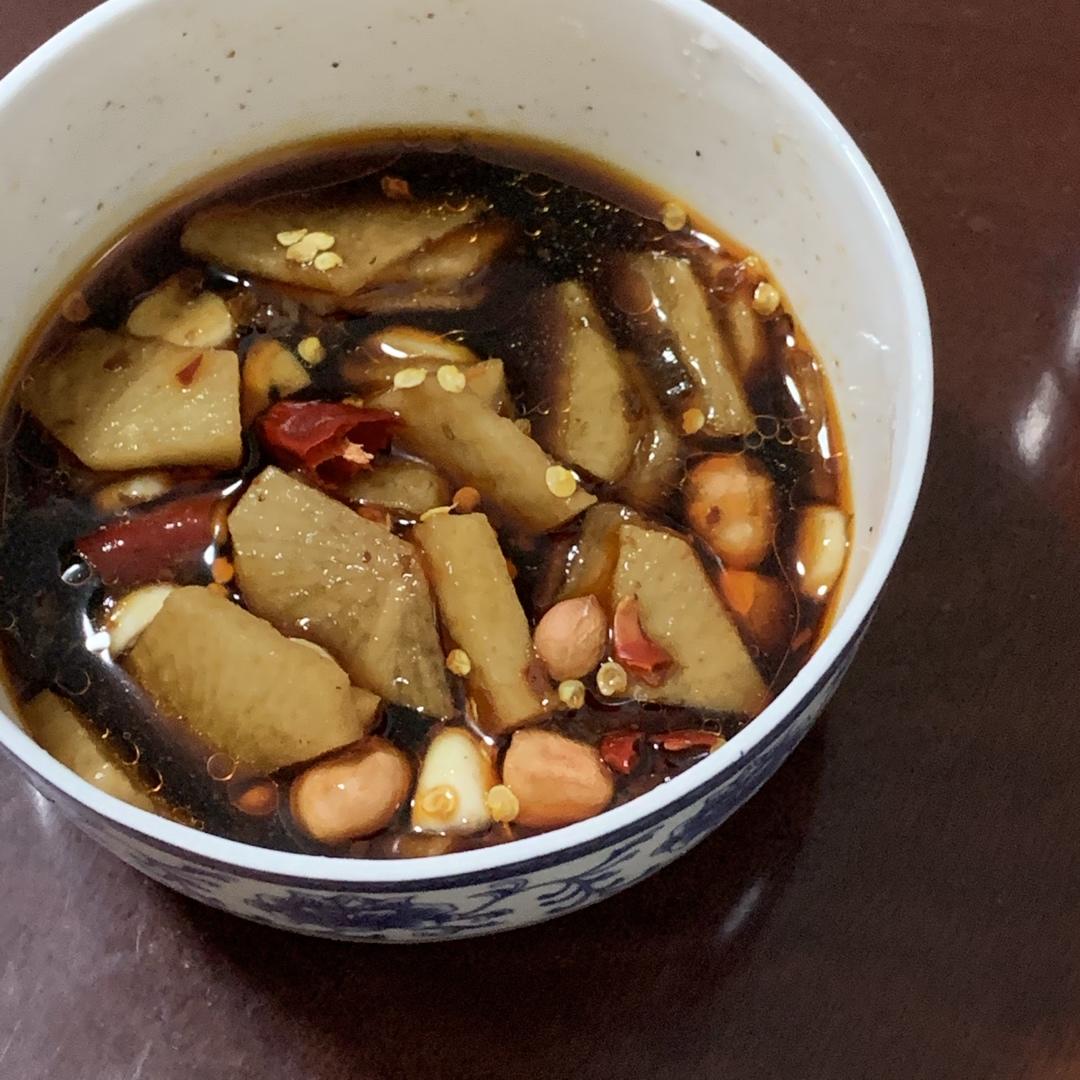 三步爽口酸酸辣辣腌萝卜片小咸菜