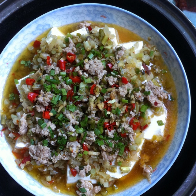 榨菜肉末蒸豆腐