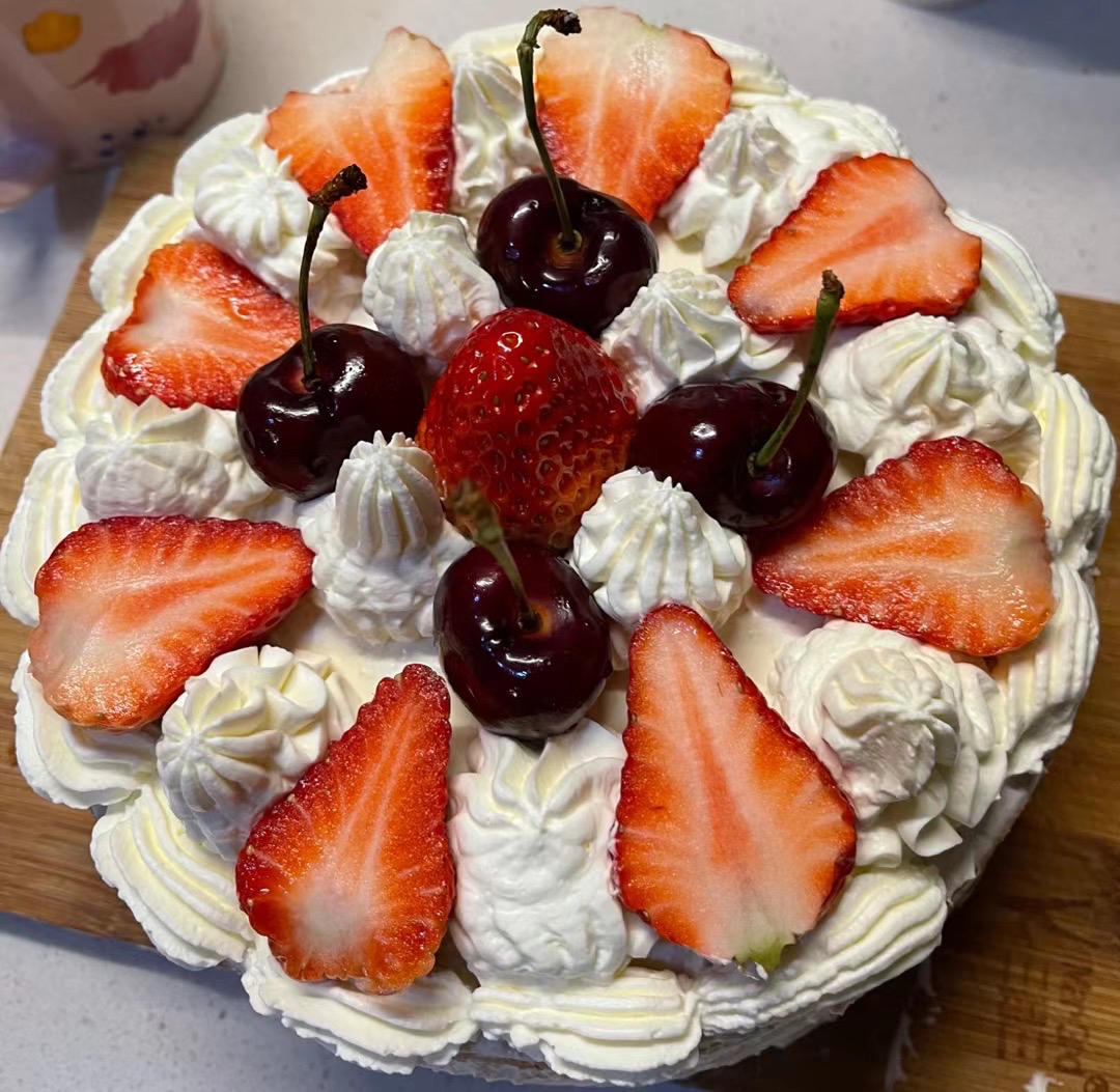 简单奶油蛋糕水果裸蛋糕