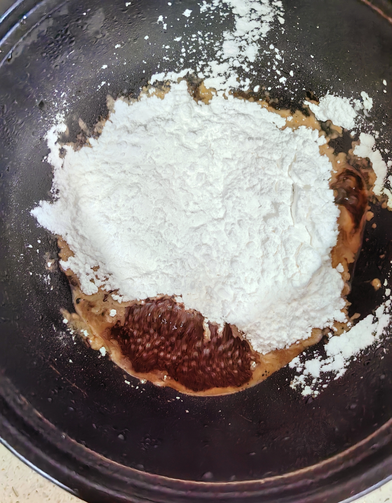 消耗木薯淀粉：红糖珍珠+红薯芋圆的做法 步骤2