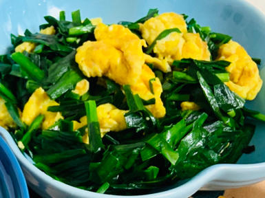 韭菜炒鸡蛋——三分钟快手下饭菜 掌握火候的秘诀