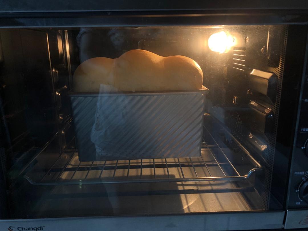 蛋奶油吐司