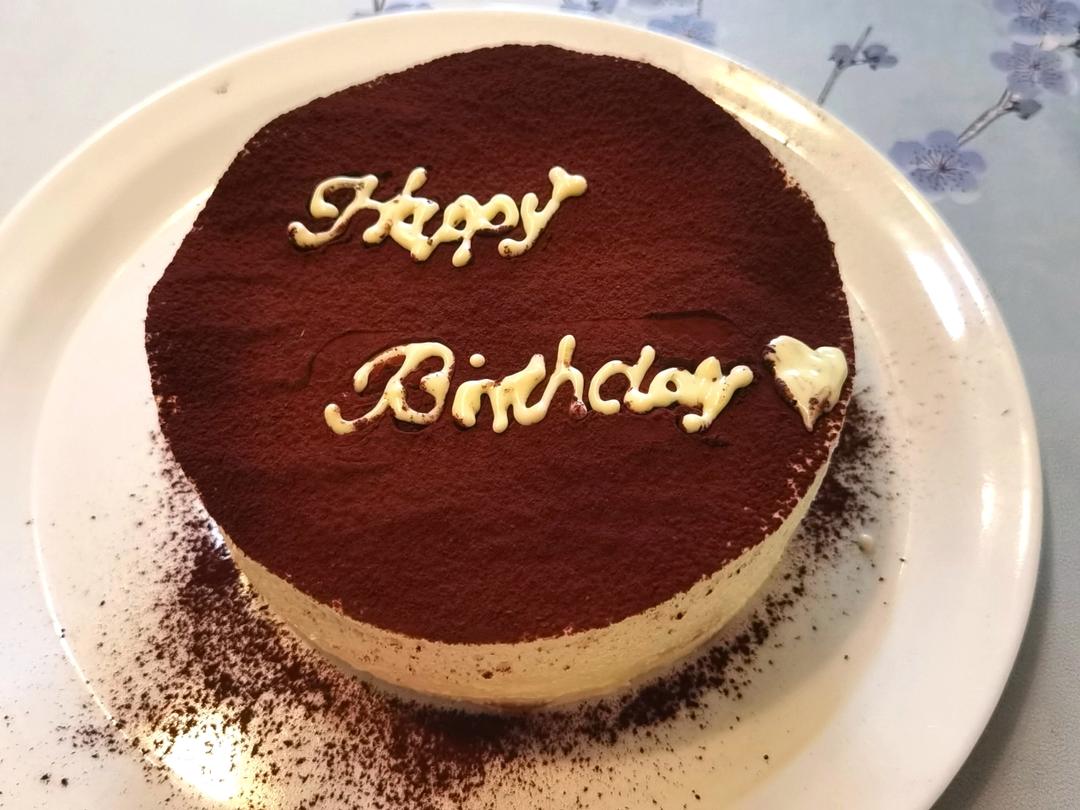 我为家人做蛋糕🎂