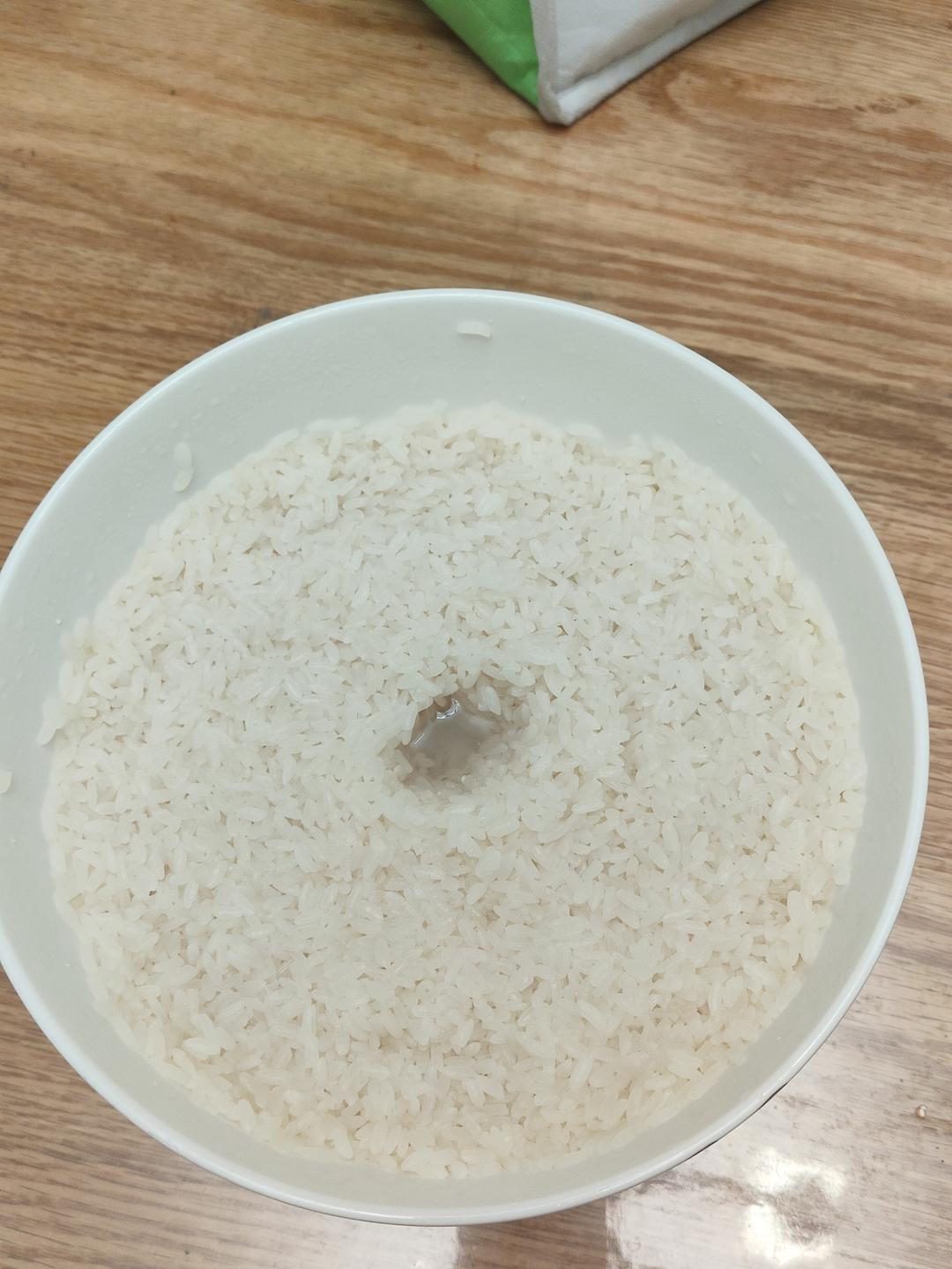 桂花糯米酒。桂花酿，女生晚安小甜酒