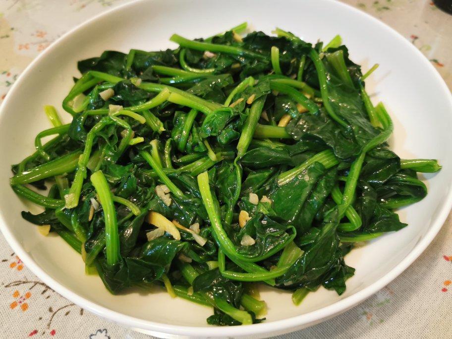 清炒菠菜