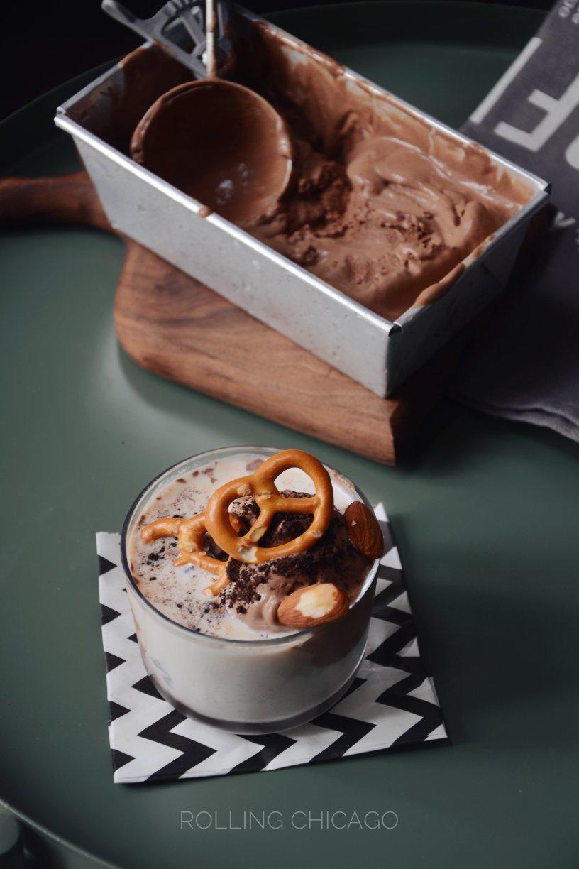 黑巧克力冰淇淋