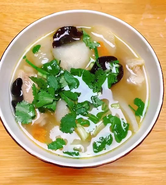 萝卜炖排骨-秋冬懒人汤