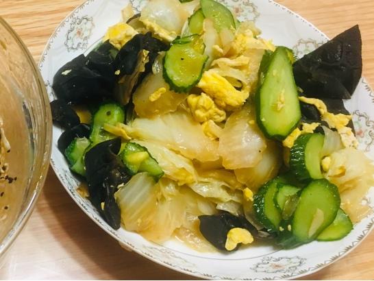 白菜木耳炒肉