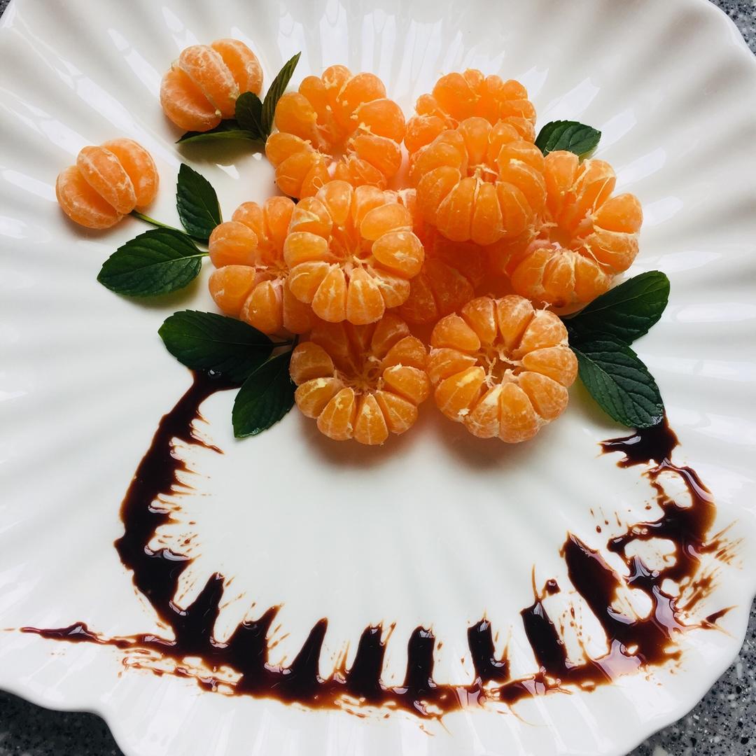 圈圈_下厨房做的简易橘子拼盘