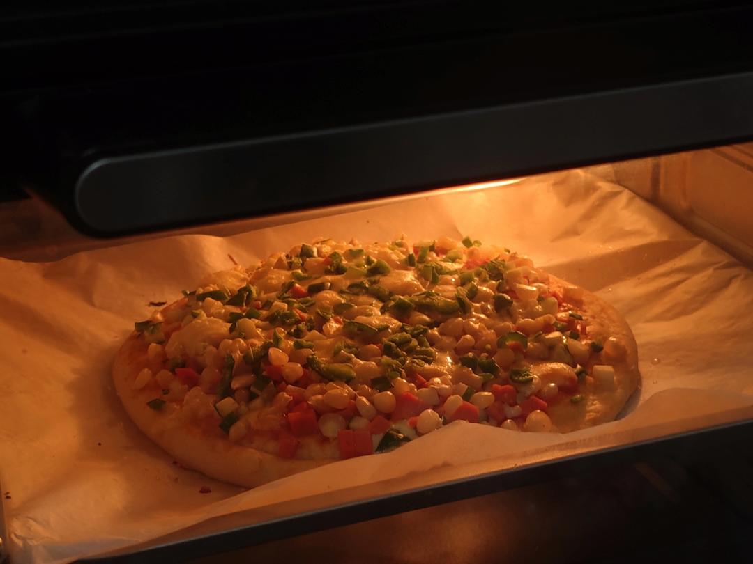 8寸纯手工什锦披萨