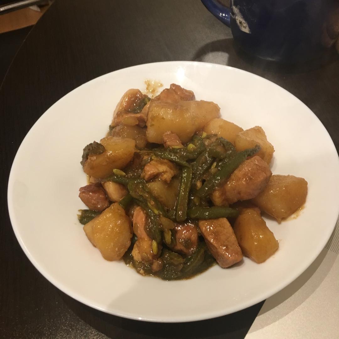 土豆炖豆角