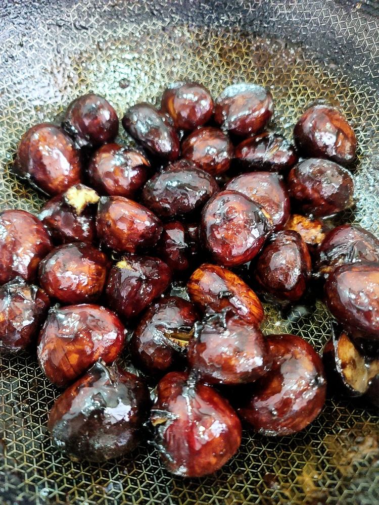 红糖煮栗子的做法