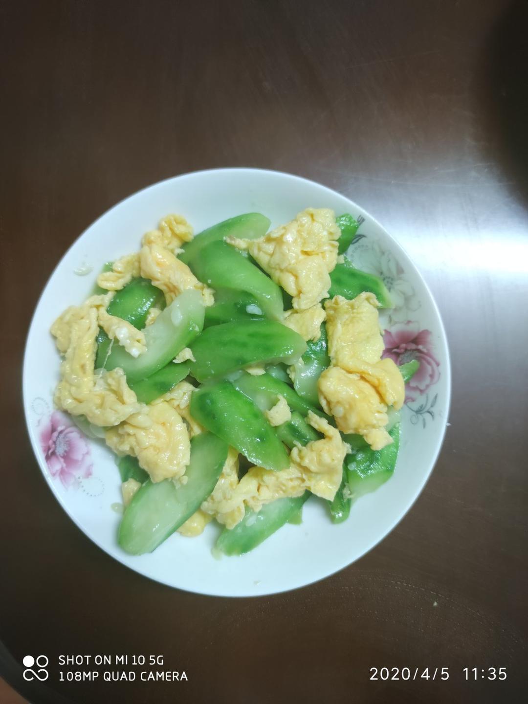 丝瓜炒鸡蛋