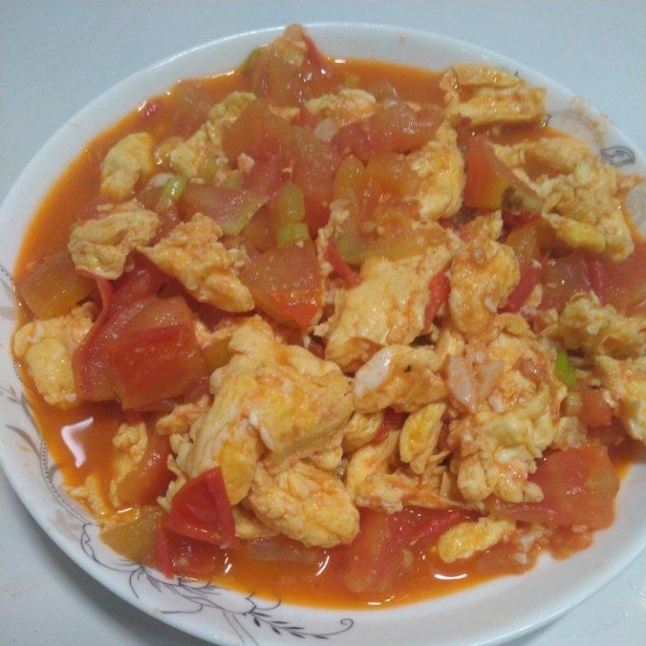 番茄炒鸡蛋（超浓的番茄味）