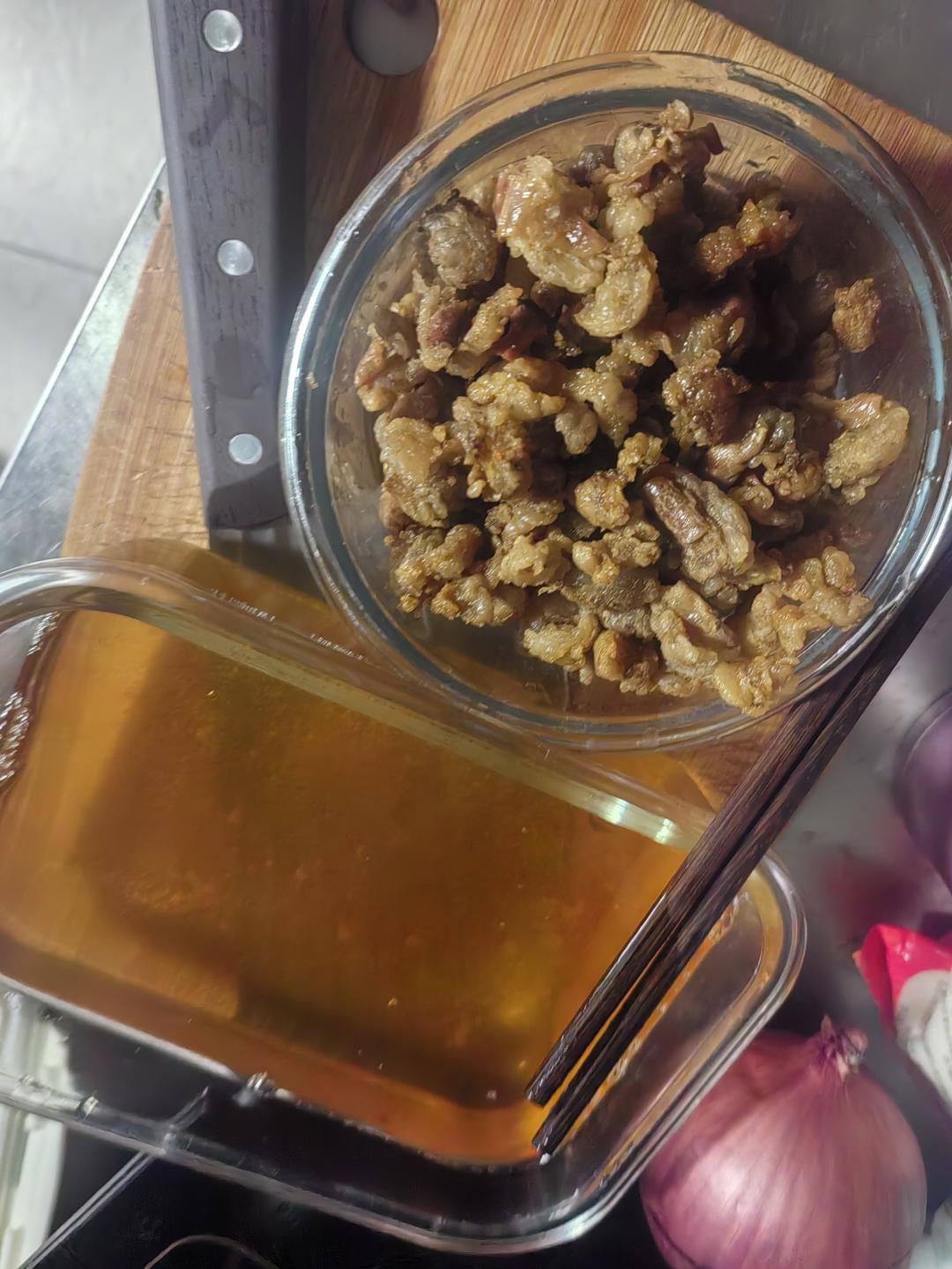 千万不要榨猪油，夺命销魂油渣伤不起