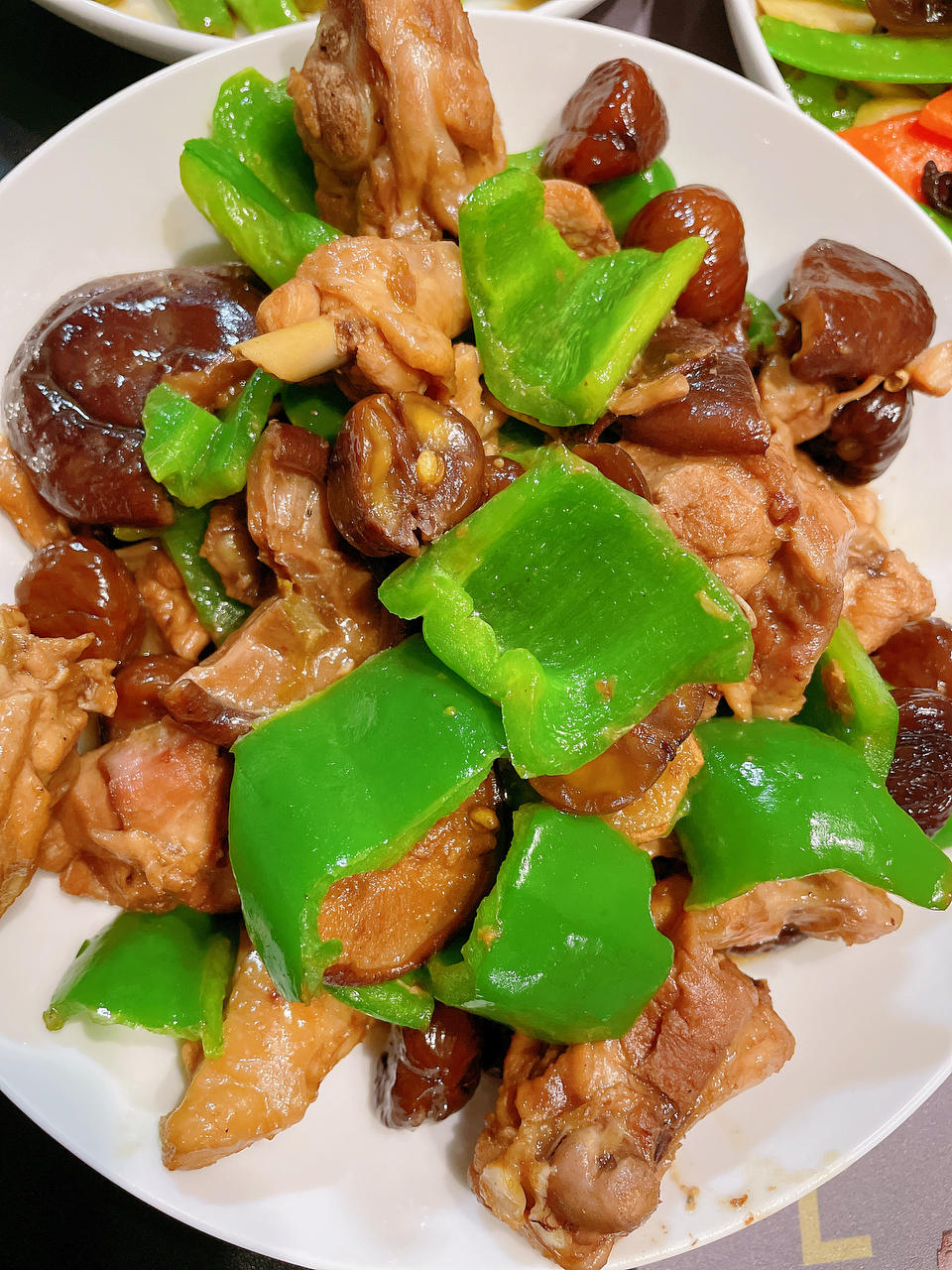 蚝油栗子鸡——味道鲜美可口哦