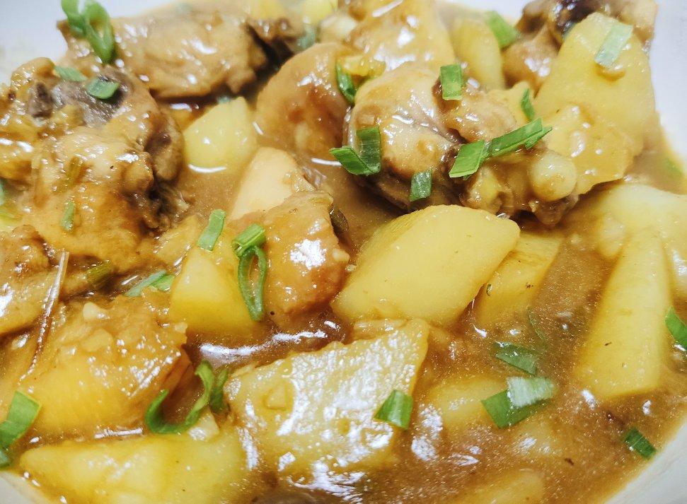 土豆烧鸡（非常下饭哦~）