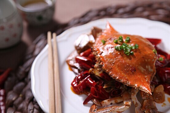 自动烹饪锅简单做香辣蟹的做法