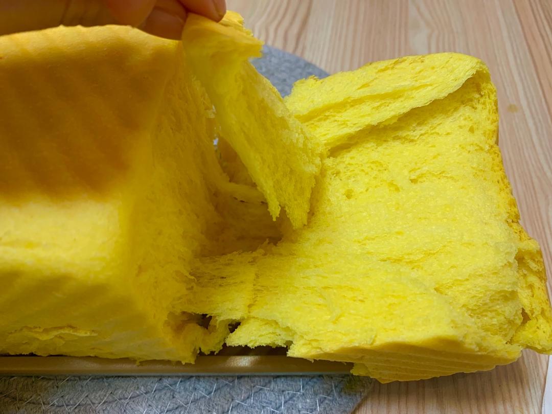 超级绵软拉丝的——牛奶南瓜吐司