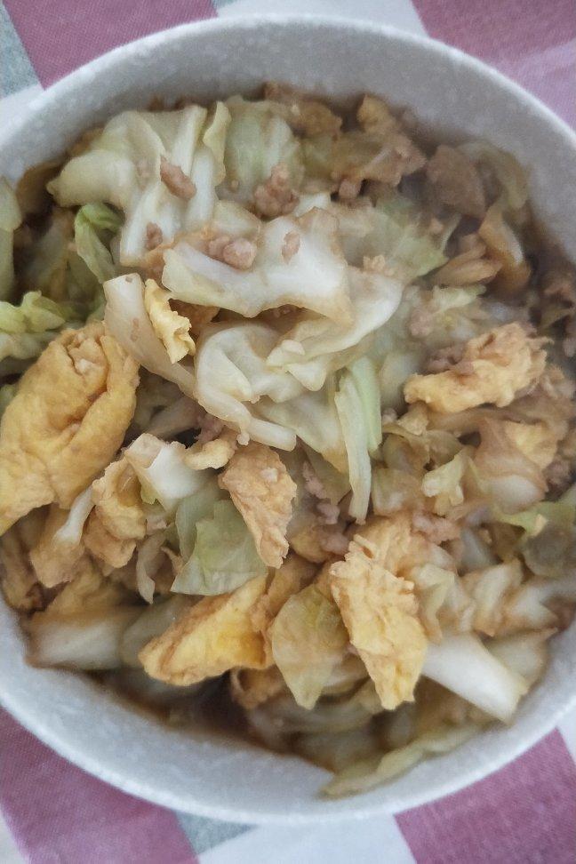 包菜粉丝炒鸡蛋