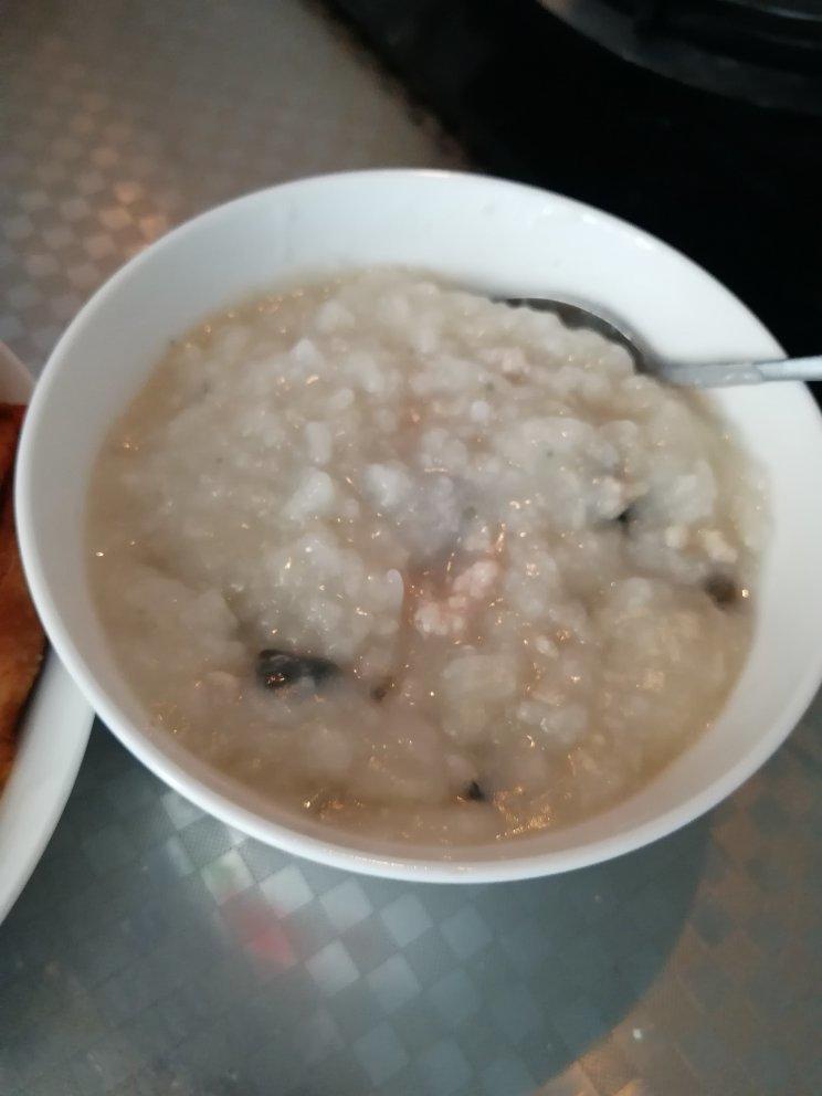 皮蛋瘦肉粥