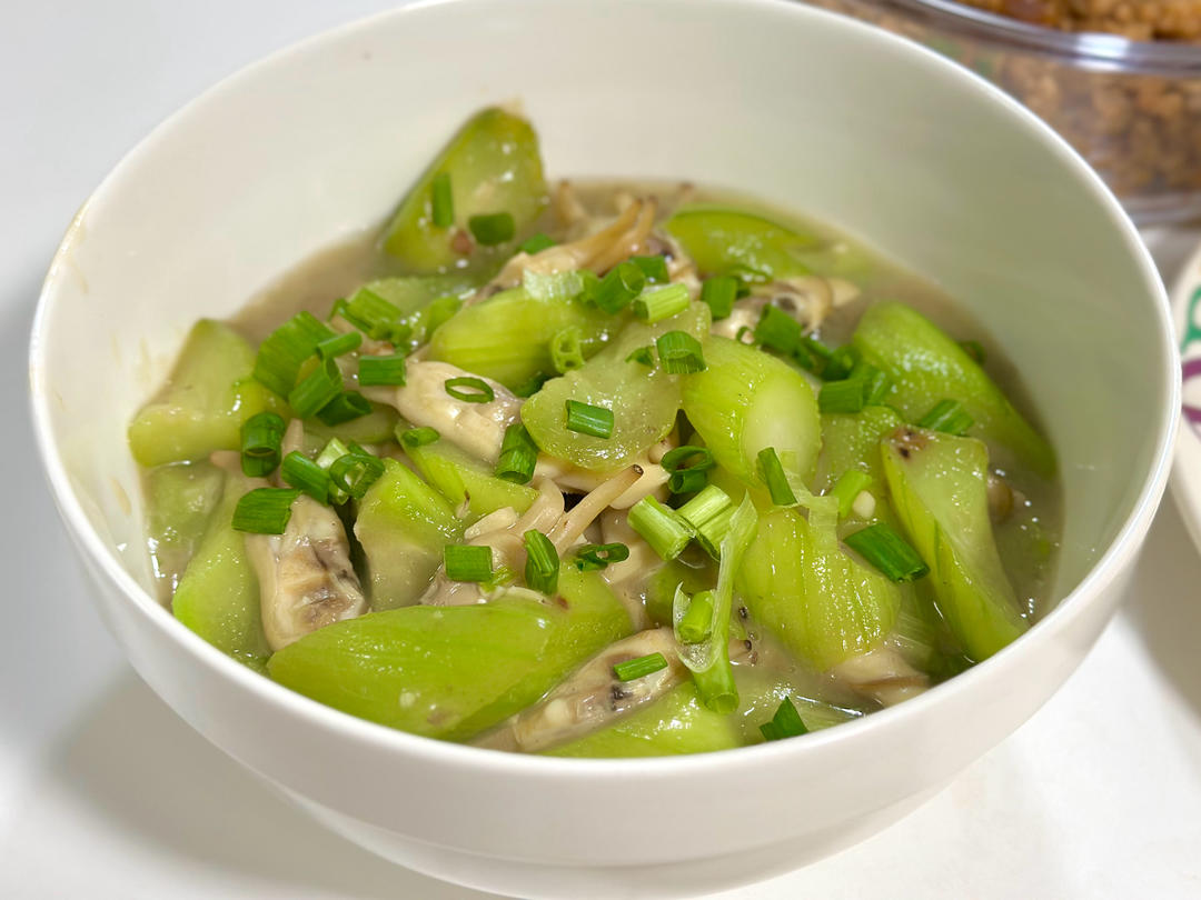 丝瓜炒蛏子