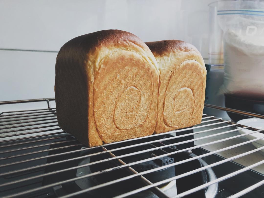 奶香超浓郁的淡奶油吐司（消灭淡奶油）