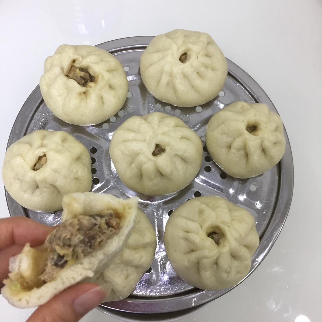 肉包子,杠杠的