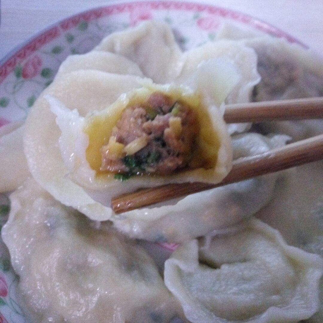 香菇肉馅饺子